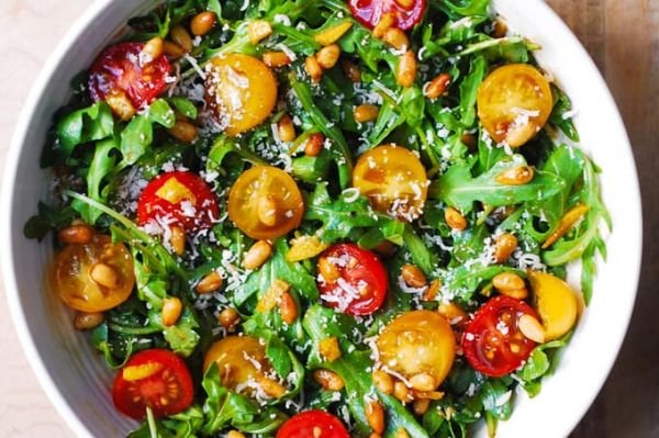 classic-arugula-salad