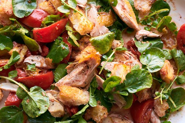 easy-chicken-panzanella-salad