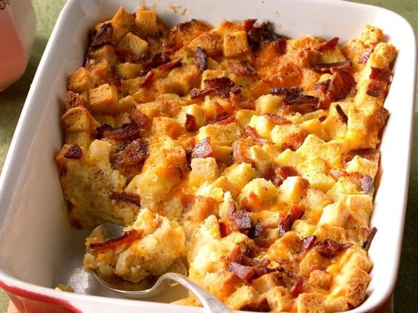 easy-garlic-breakfast-bake