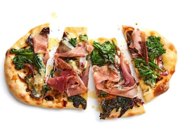 flatbread-with-balsamic-greens-and-prosciutto