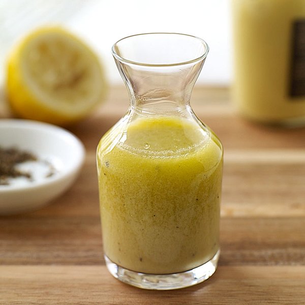 garlic-dijon-vinaigrette-