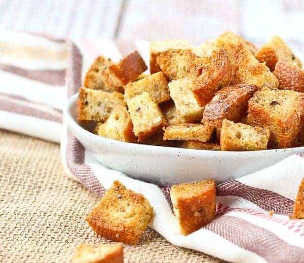 homemade-croutons