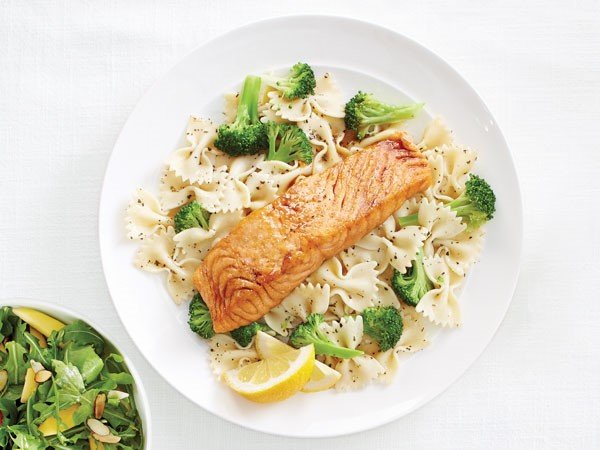 honey-ginger-salmon-with-broccoli-and-bow-ties