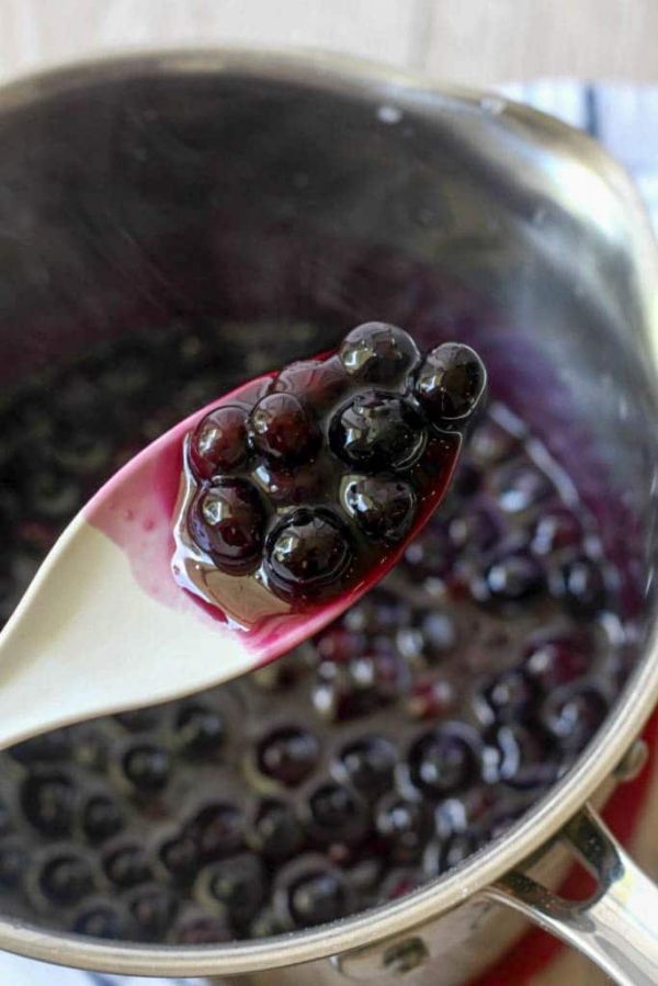 blueberry-pie-filling