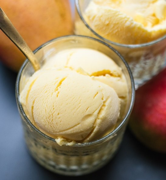 mango-key-lime-frozen-yogurt