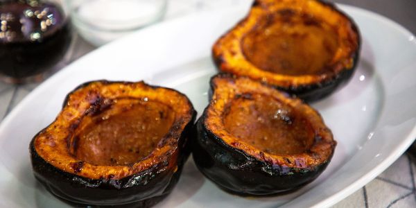 maple-baked-acorn-squash