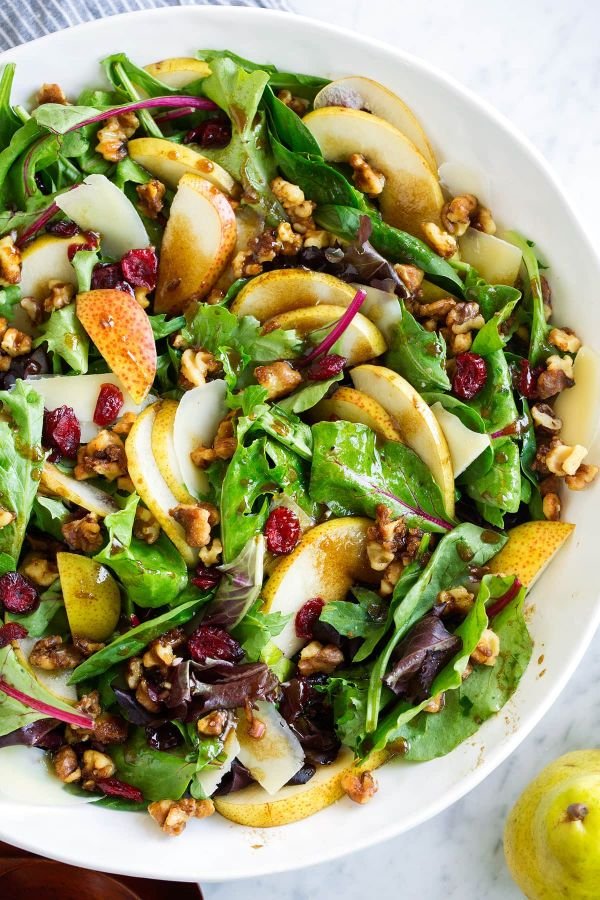 mixed-green-pear-salad