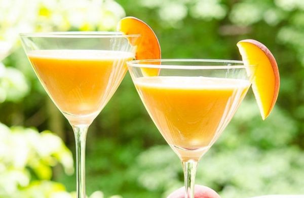 peach-balsamic-martini