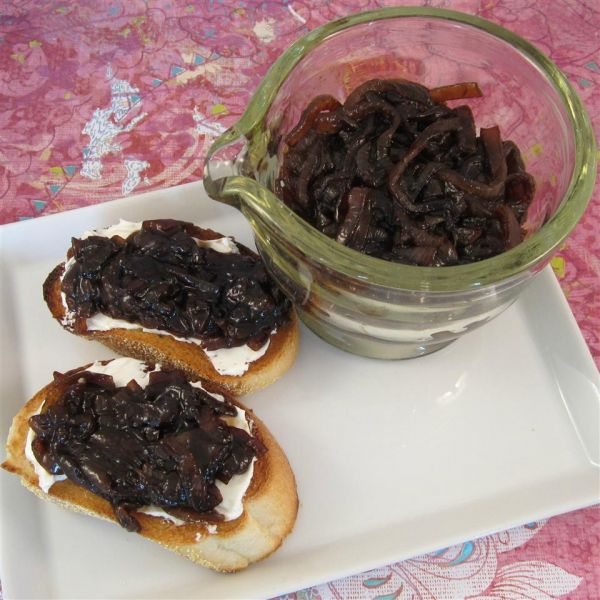 peach-balsamic-onion-jam
