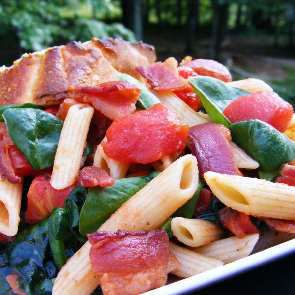 penne-pasta-with-spinach-and-bacon