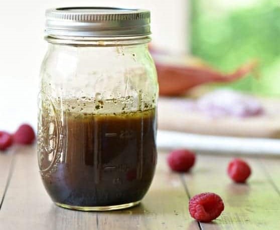 raspberry-vinaigrette-dressing