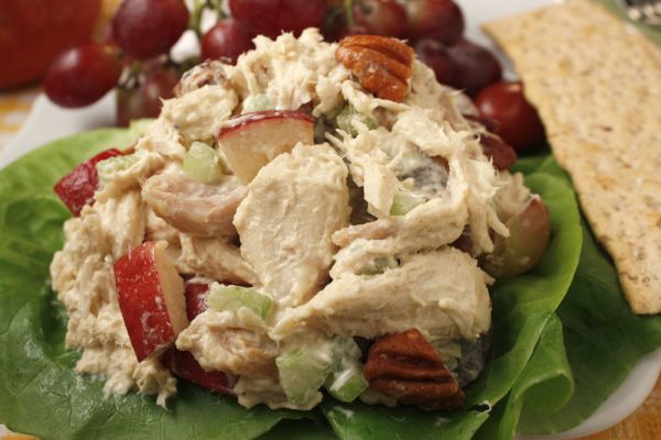 red-apple-chicken-salad