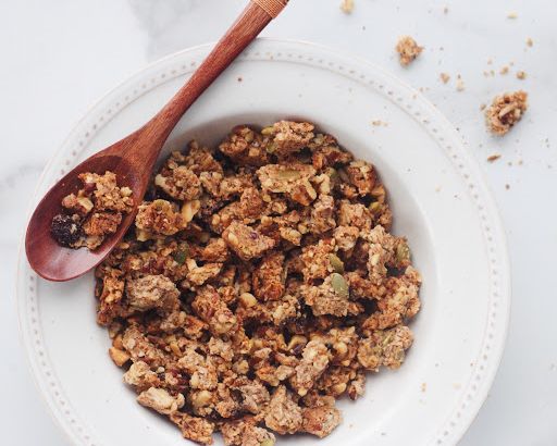 red-apple-cinnamon-granola