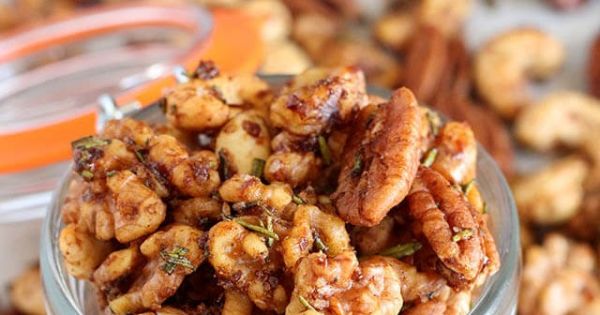 rosemary-balsamic-walnuts