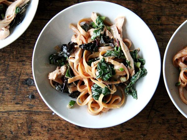 sesame-noodles-with-swiss-chard
