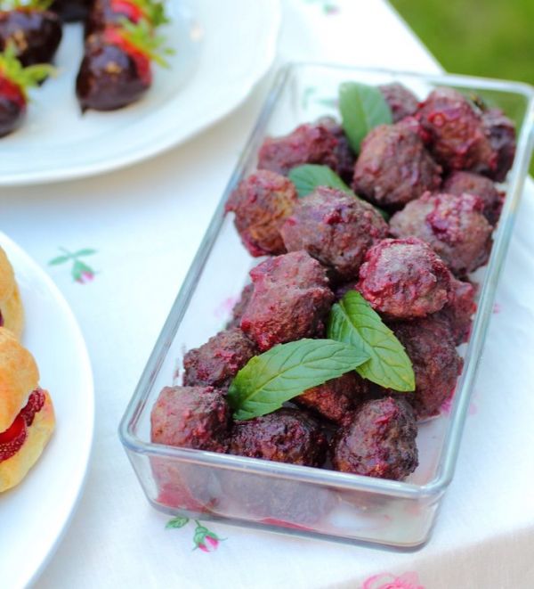 strawberry-balsamic-meatballs