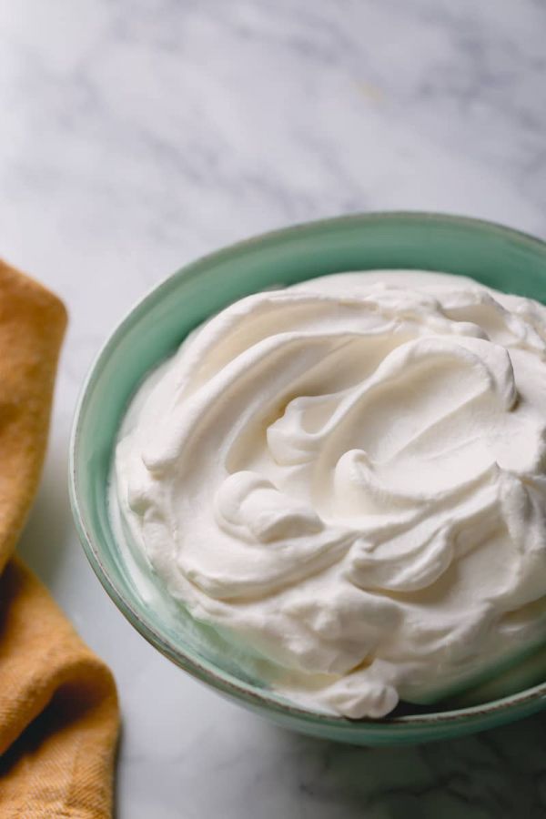 strawberry-balsamic-whipped-cream