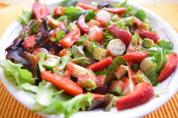 strawberry-summer-salad
