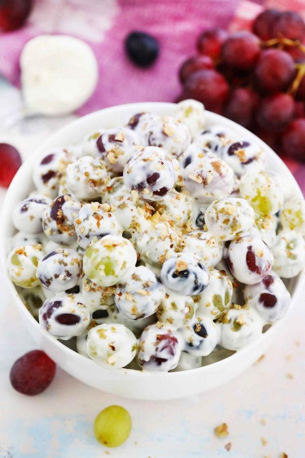 sweet-and-tangy-grape-salad