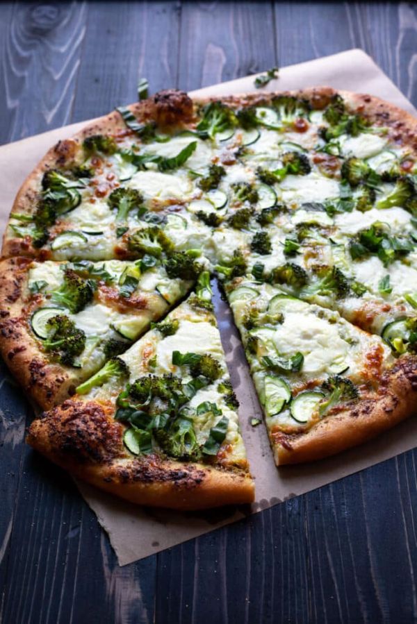 vegetarian-pesto-and-green-veggie-pizza