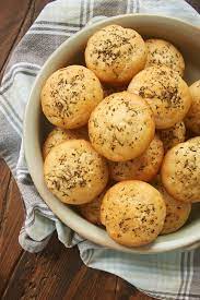 Herb-Focaccia-Rolls