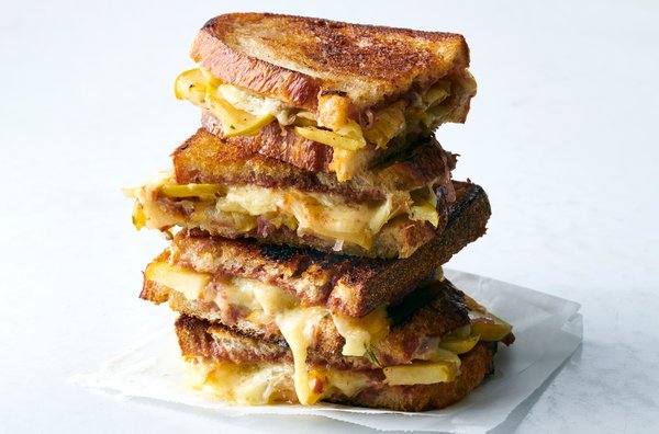 Grilled Cheese Apple Butter