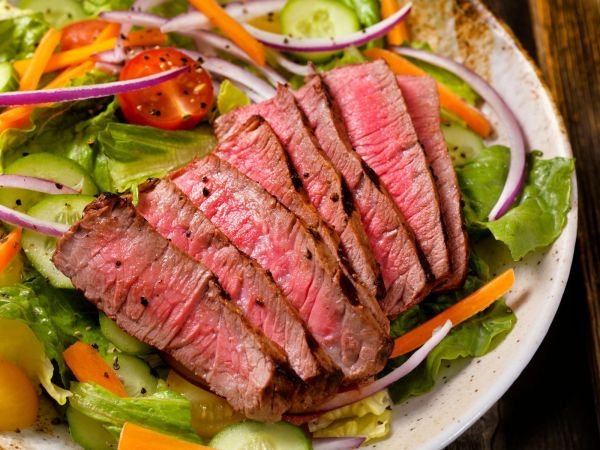 flank-steak-salad