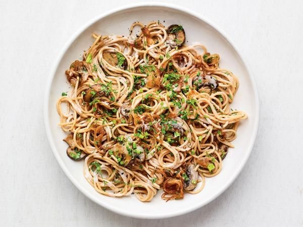 Chicken Caramelized Onions and Mushroom Pasta