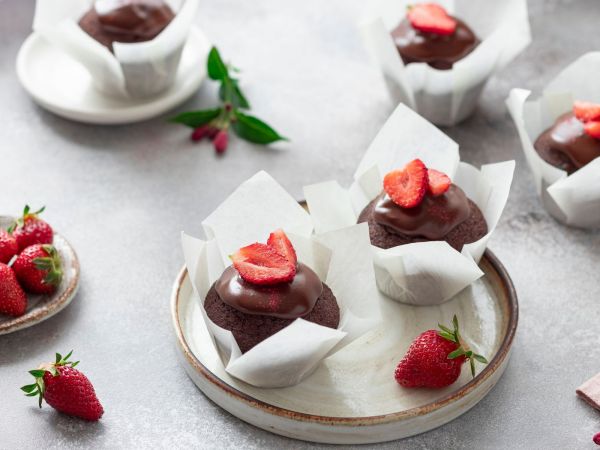 chocolate strawberry cupcakes