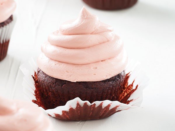 chocolate-lemon-beet-cupcakes