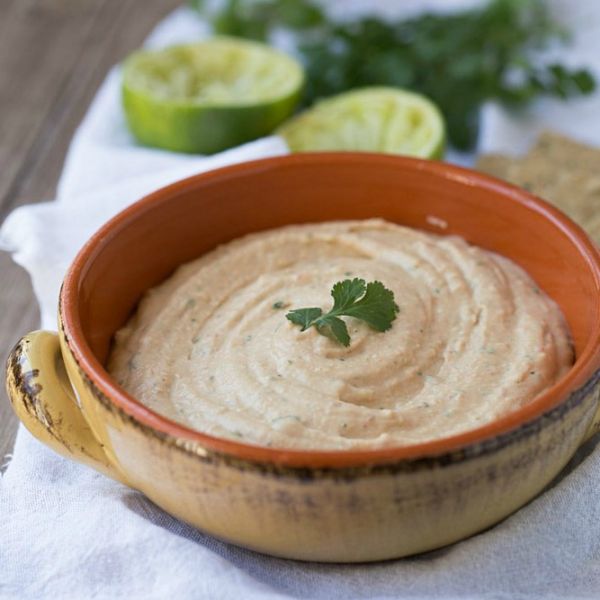cilantro-lime-white-bean-hummus