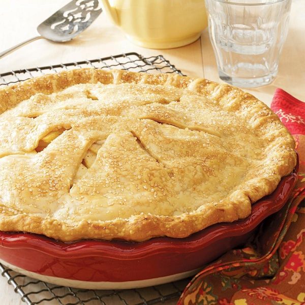 cinnamon-pear-apple-pie