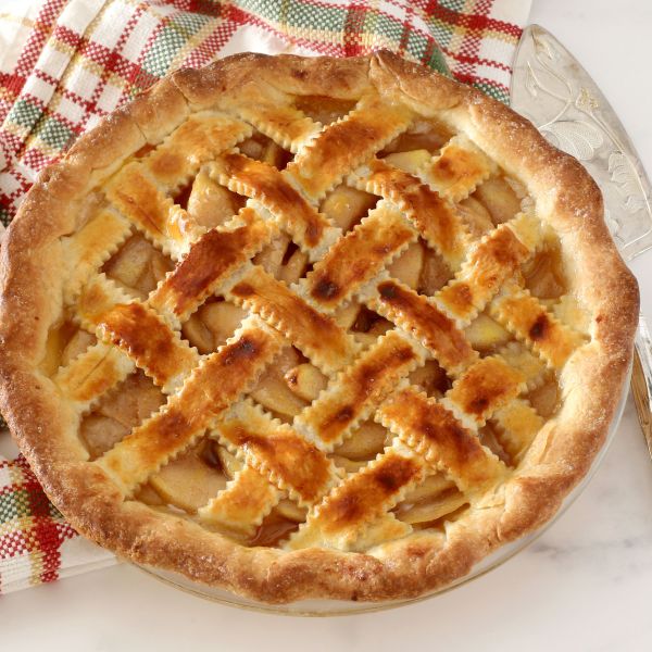 cinnamon-pear-pie